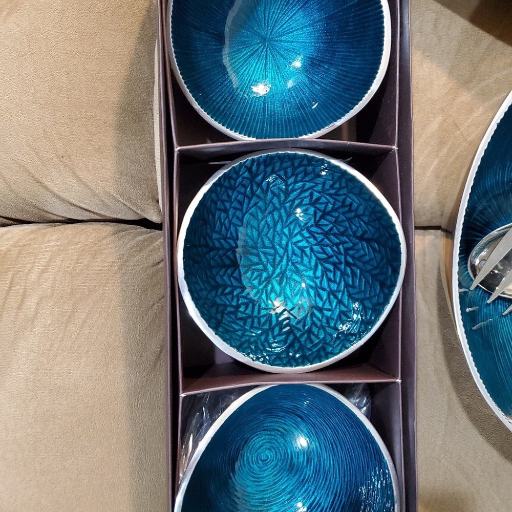 Simply Designz serveware set of 3 nut bowls